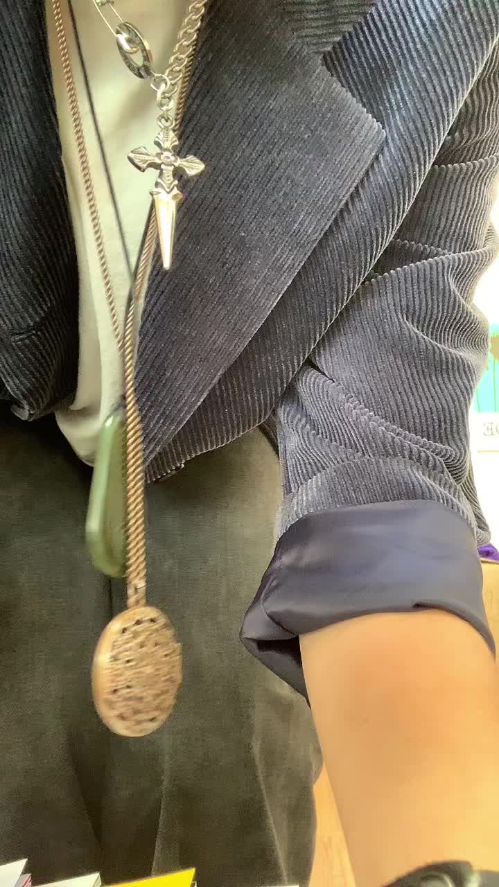 @2wicebitten