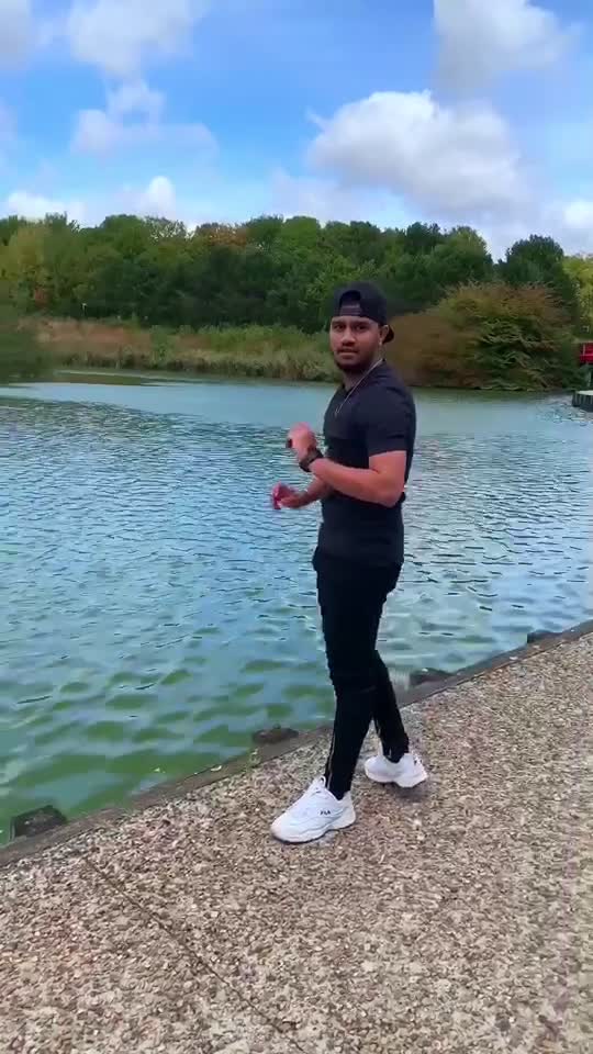 @Ꮥαη∂σѕн