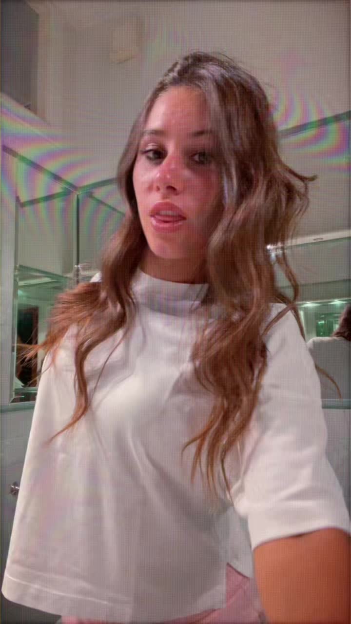 @siriaa
