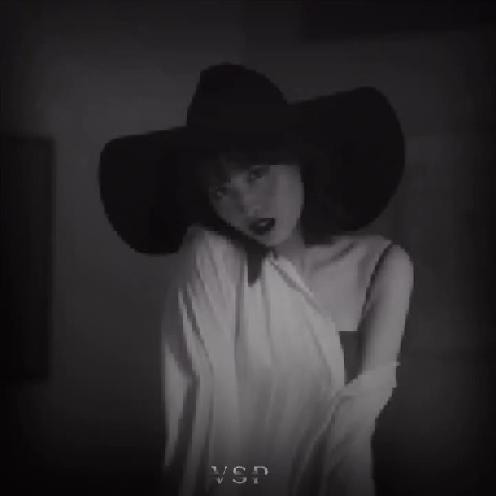@laylay!