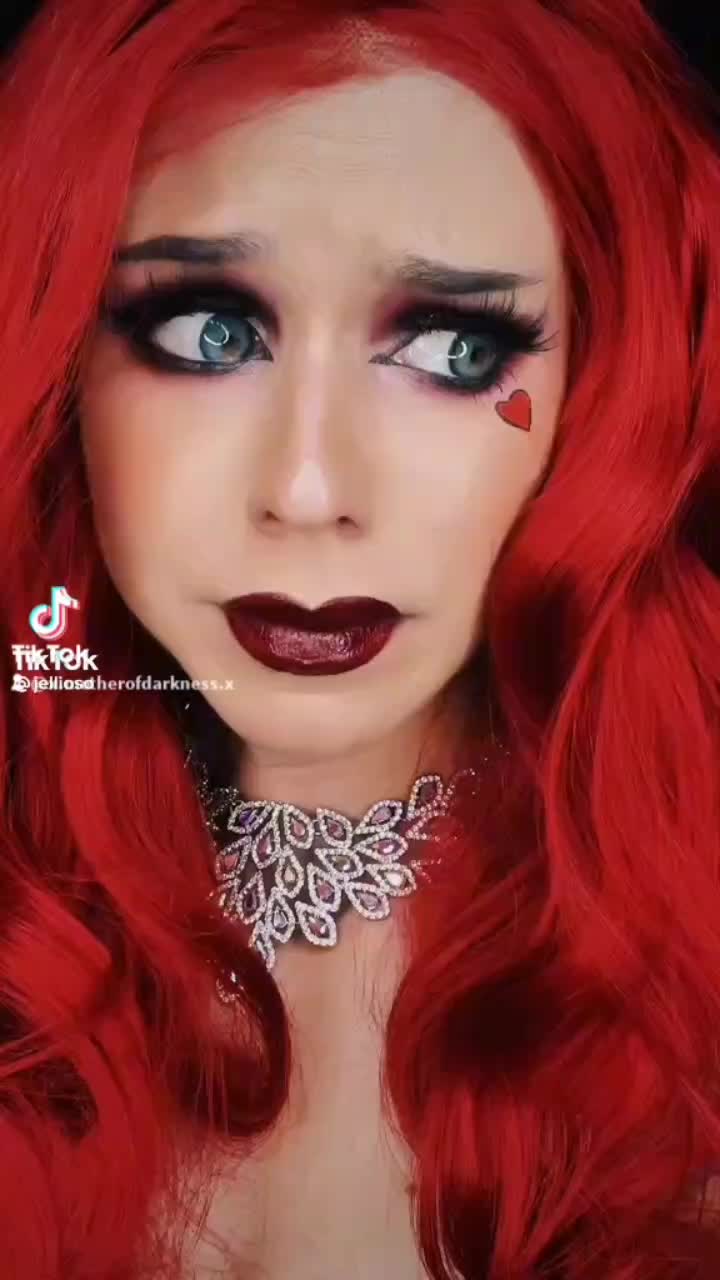 @Luna