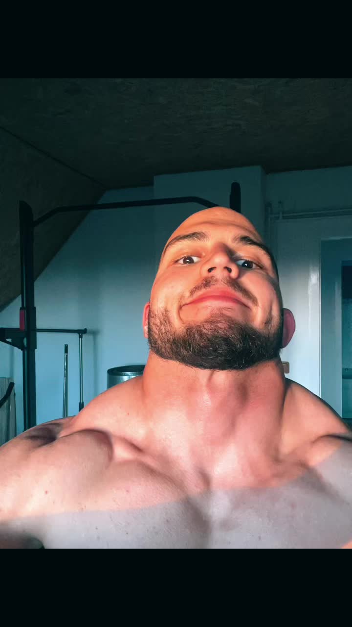 @Roland Bogd&aacute;n
