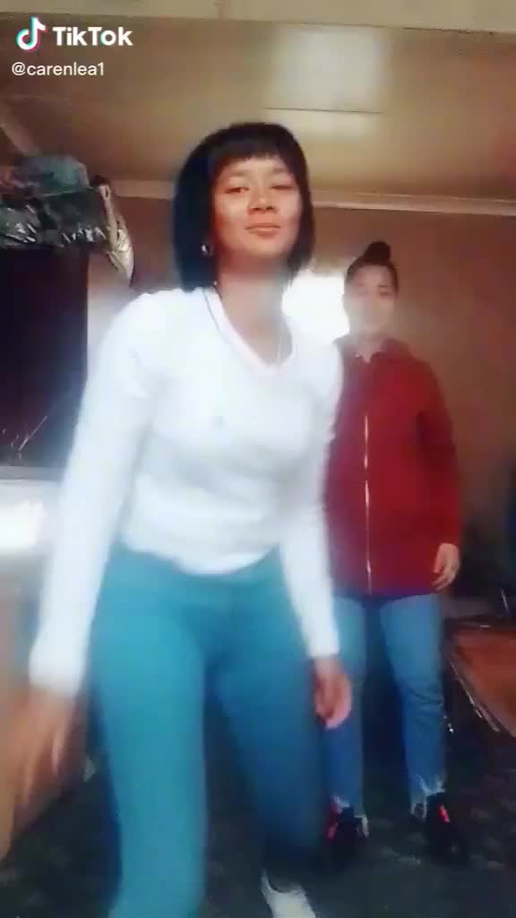@Chloebums7