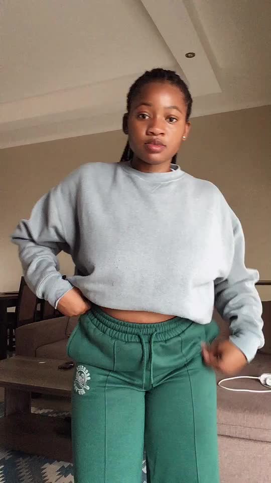 @Tina🦋