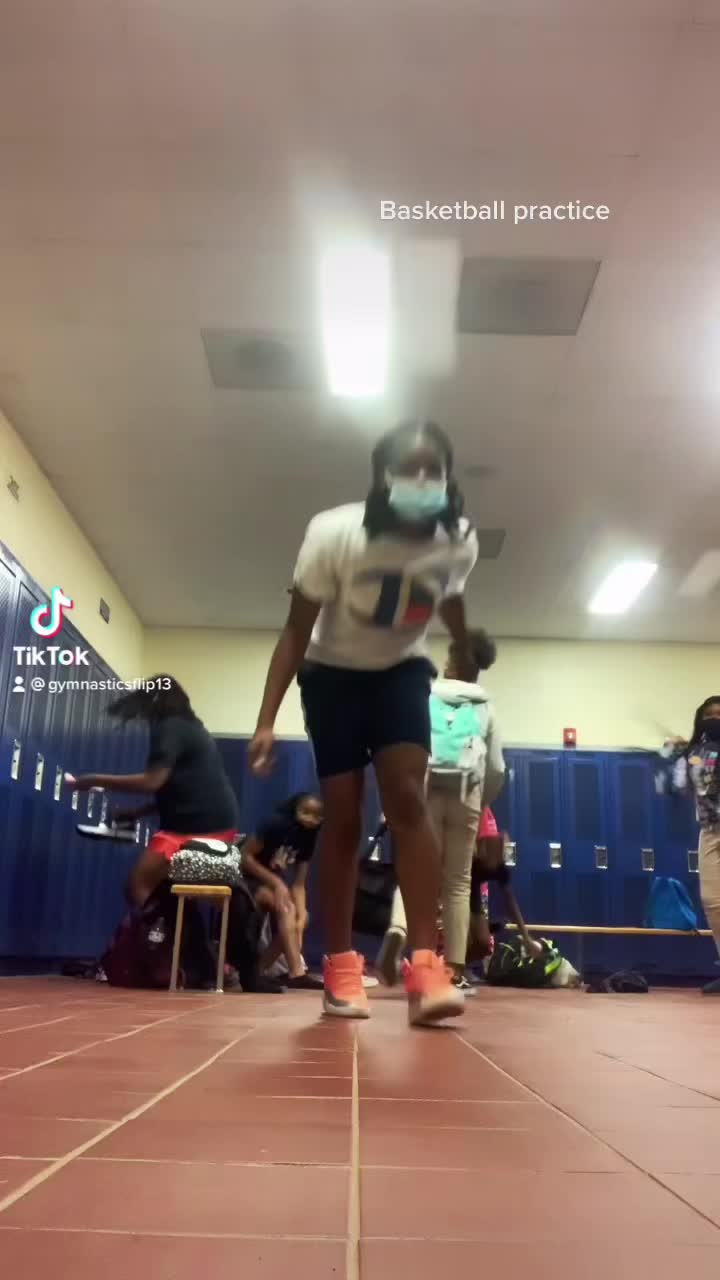 @Prettygymnastmauri