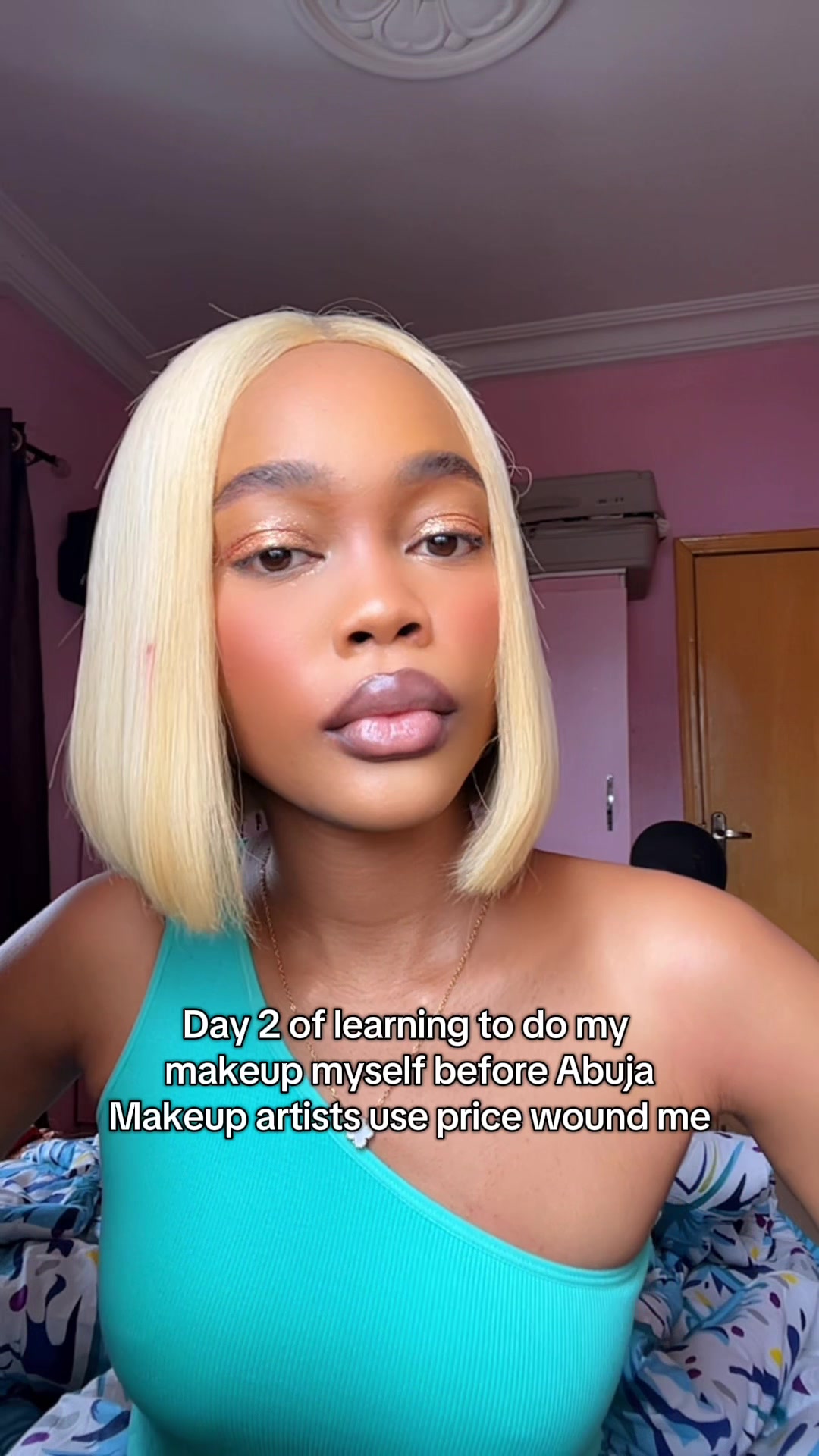 @Favee🦋