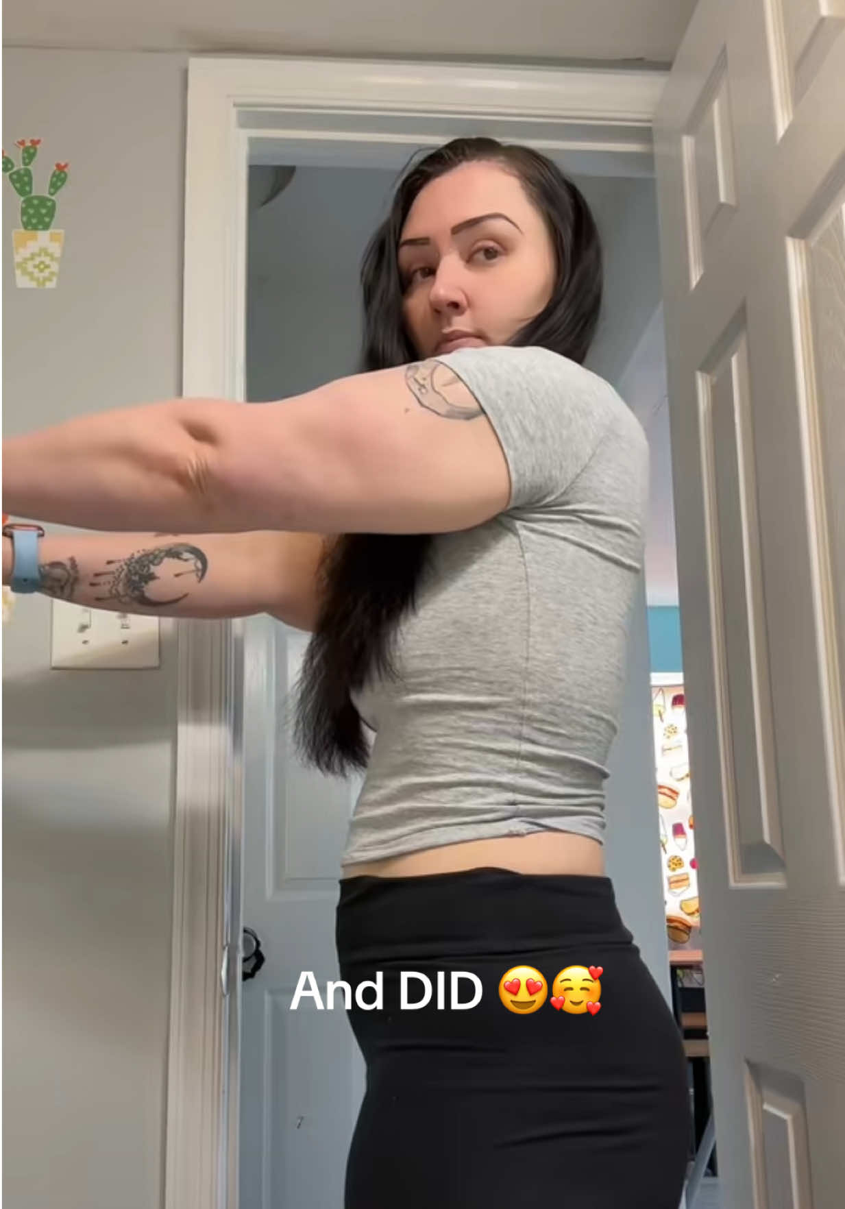 @Ashleyplusfour
