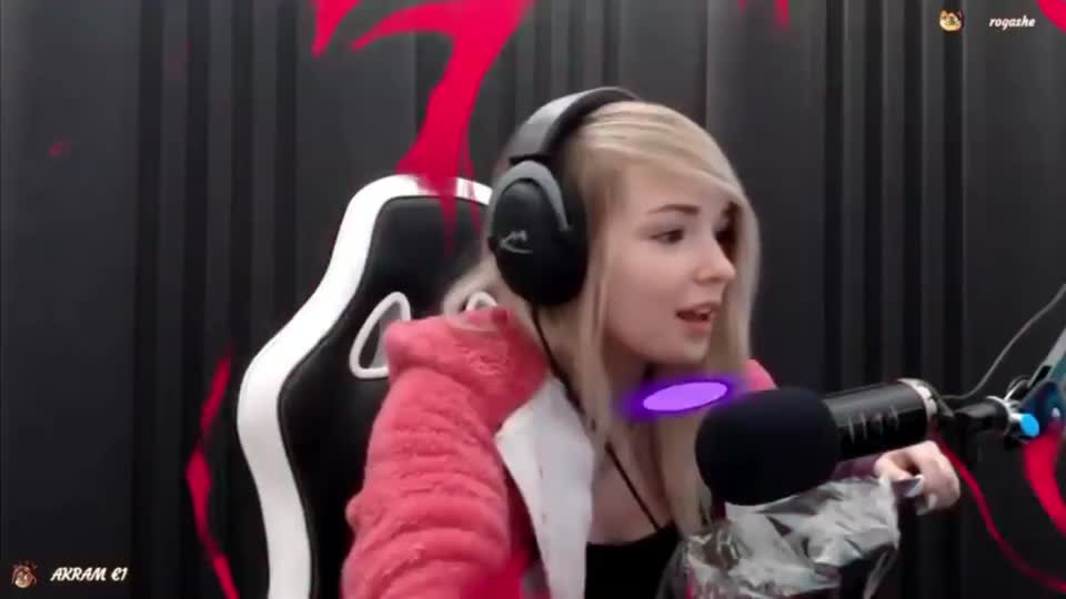 @❤️ Deujna fan 🖤