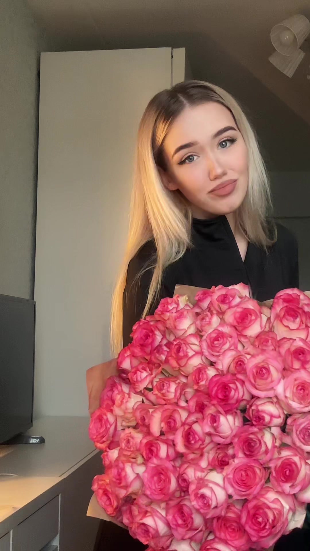 @VI