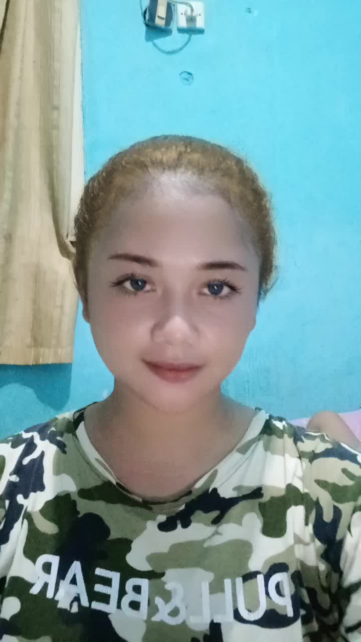 @Putri_hkjing