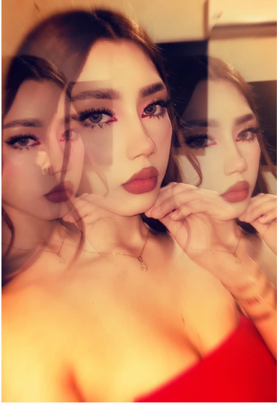 @️