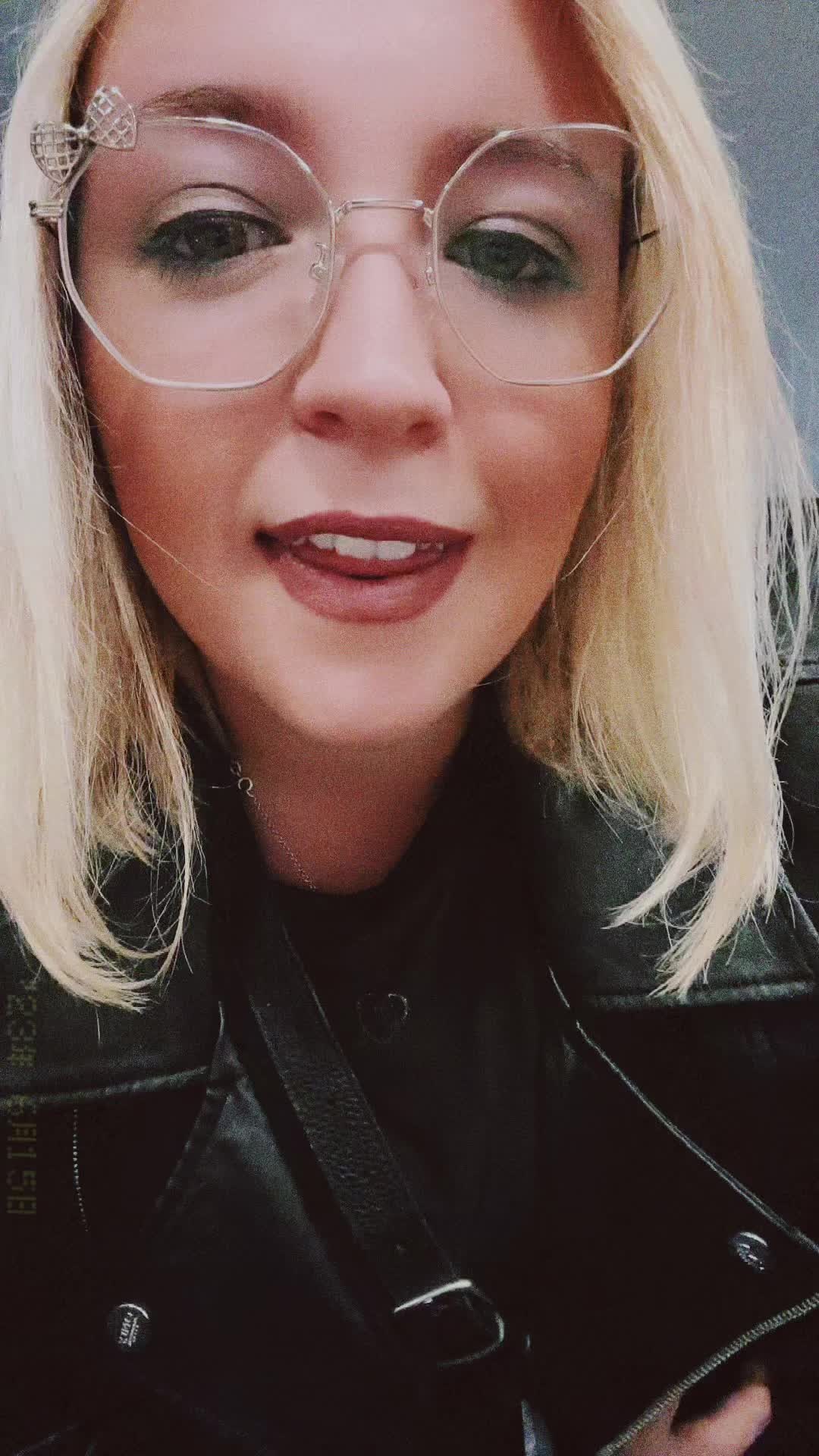 @Deeenisey🖤