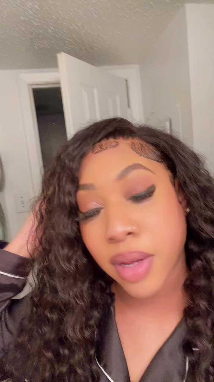 @_itslanaee