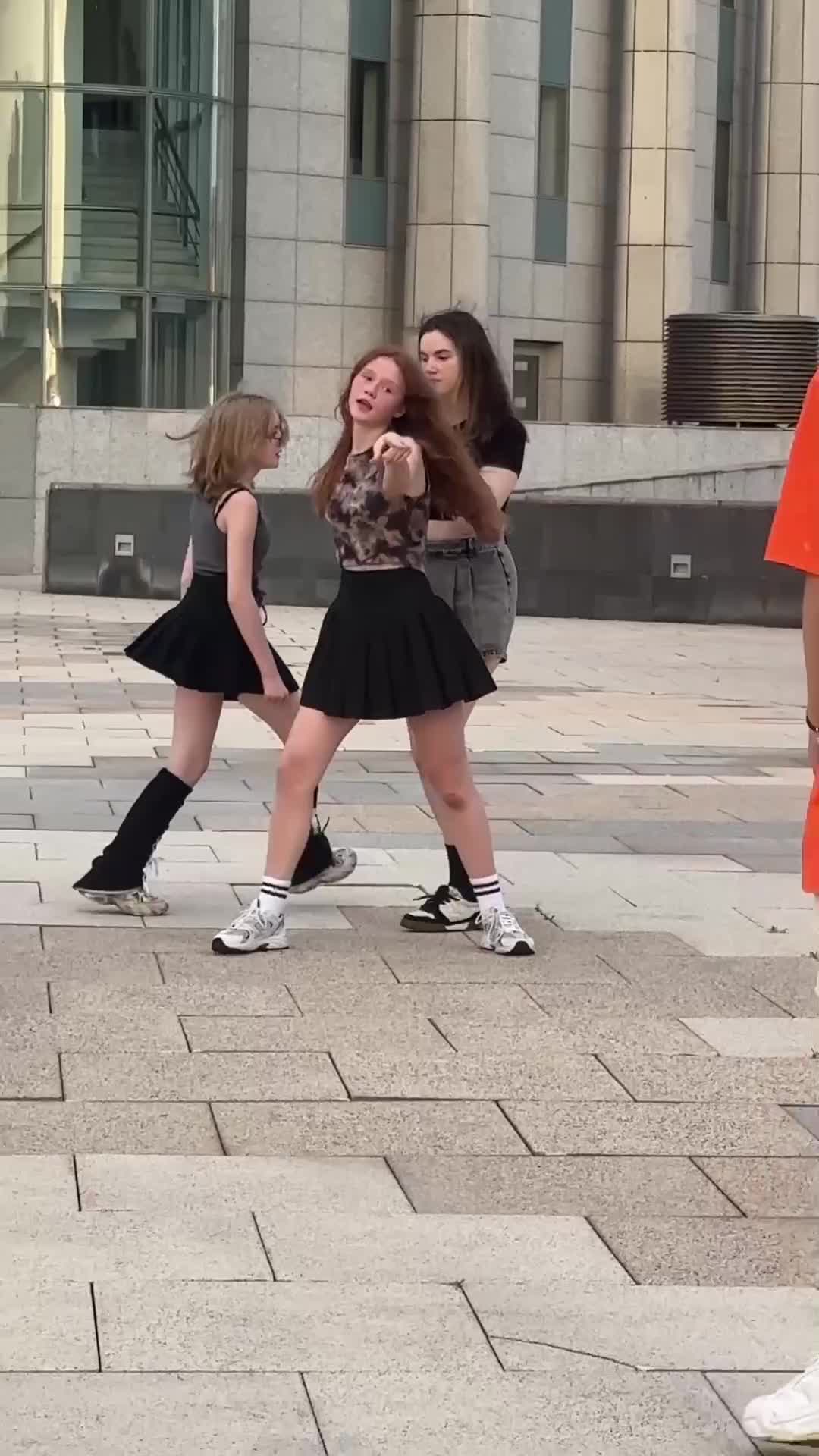 @lia😛