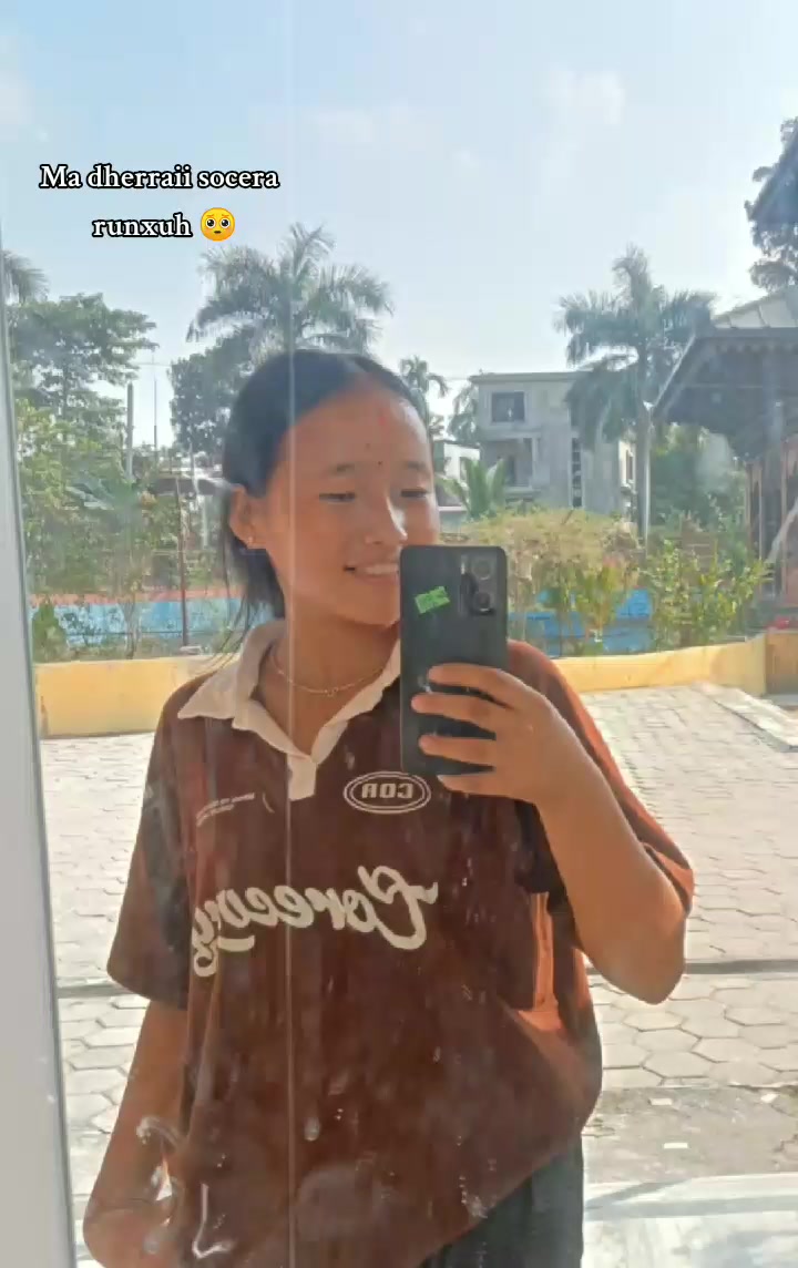 @Limbuni🐷🖤