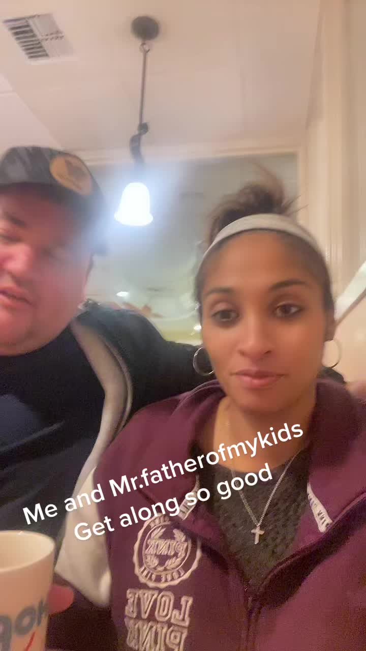 @Momof6