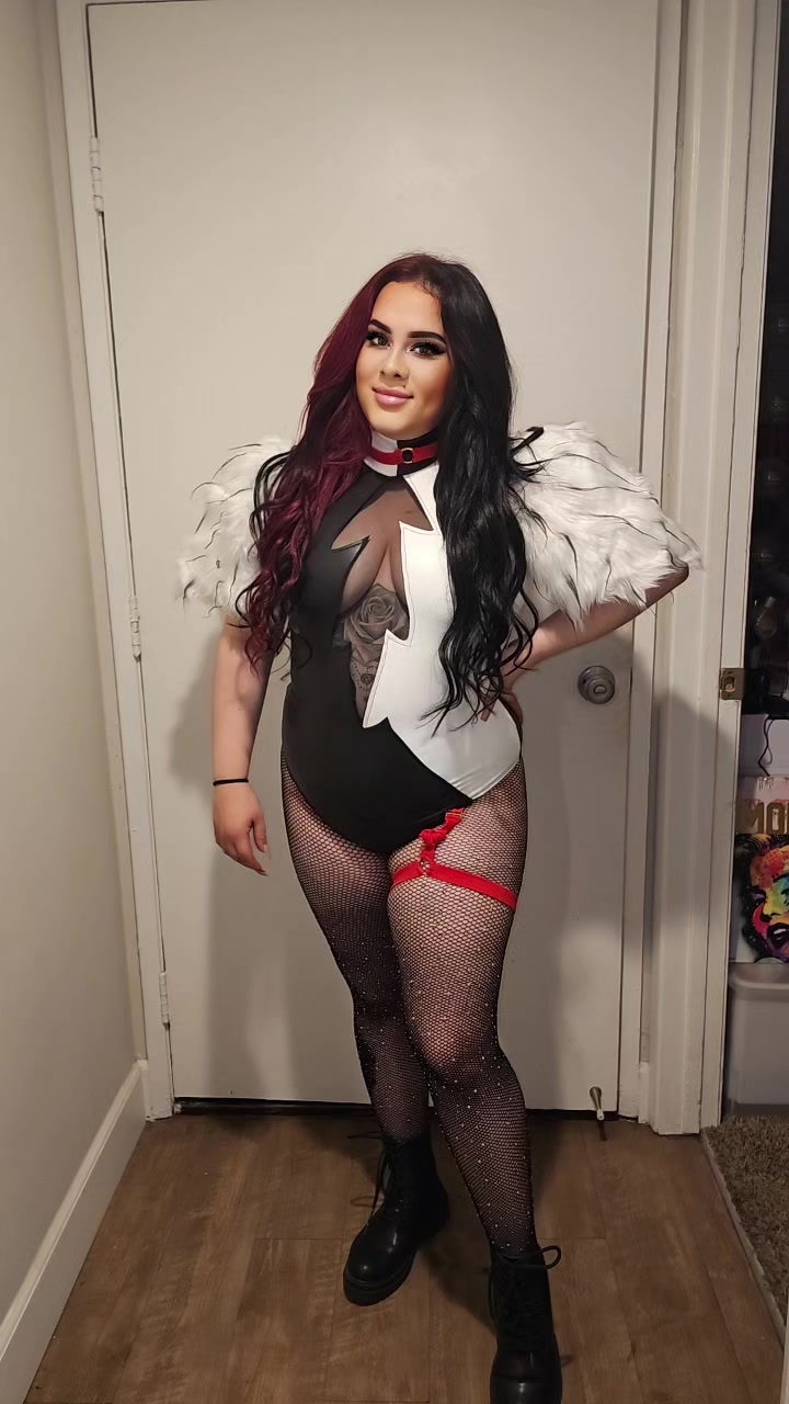 @Lovely_Marilyn