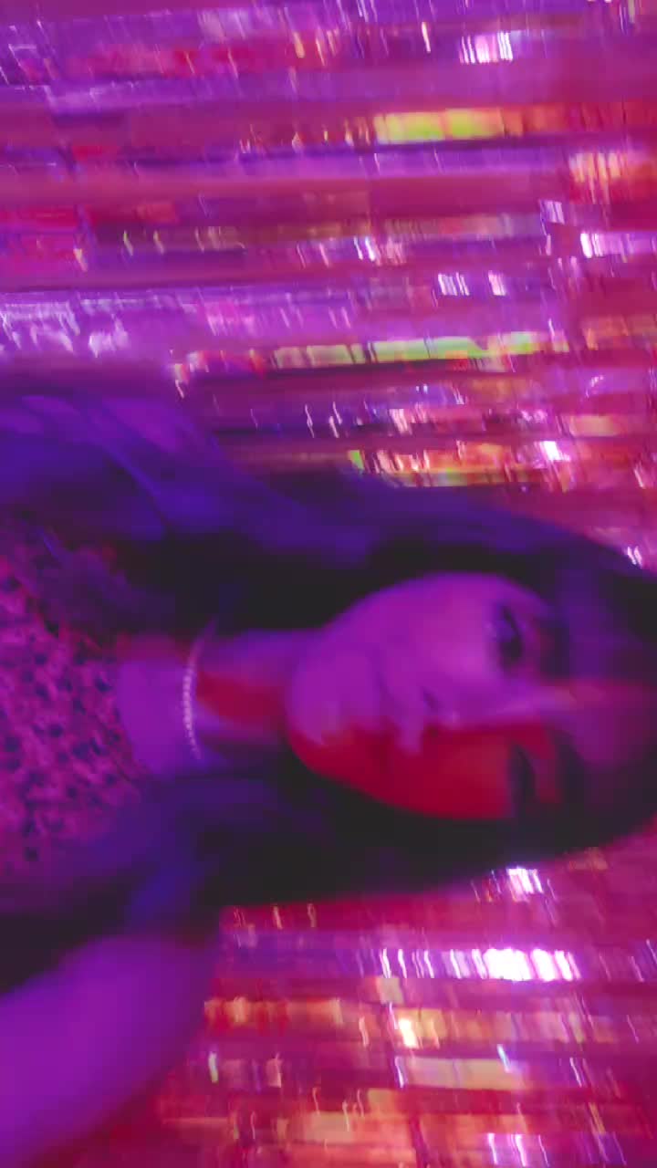 @roozinnn