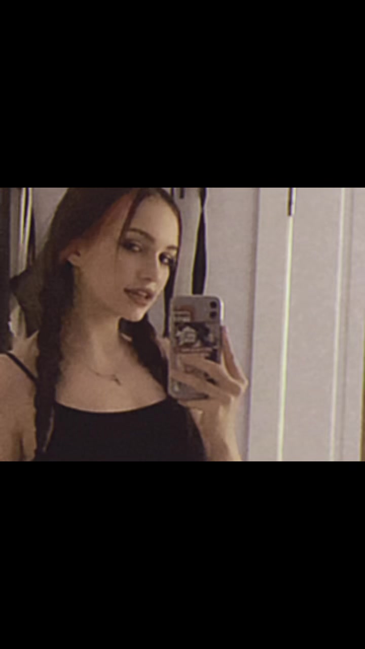 @𝕶𝖗𝖎𝖘 𝖁𝖆𝖓𝖉𝖊𝖗
