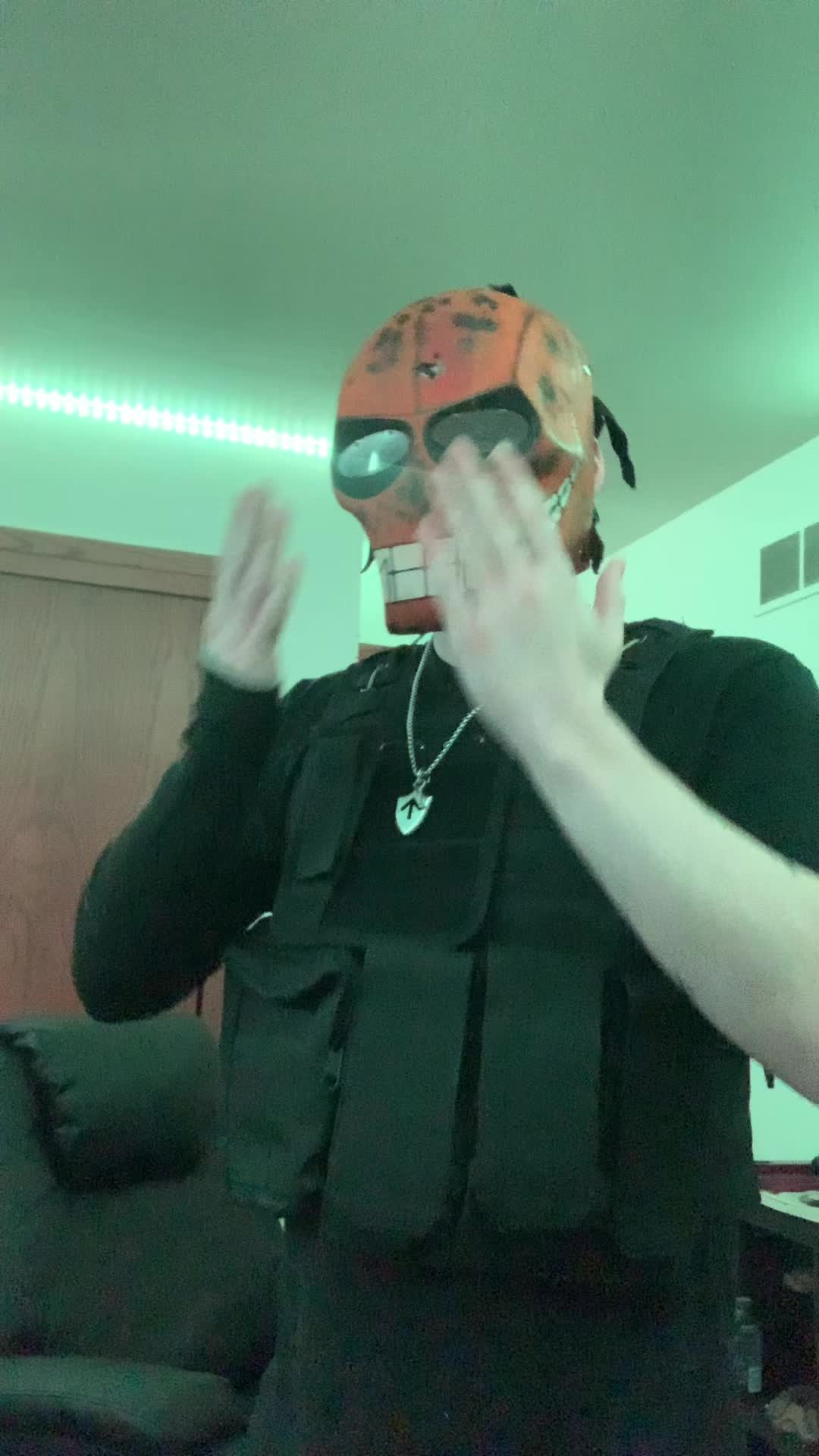 @Smileysnowman11