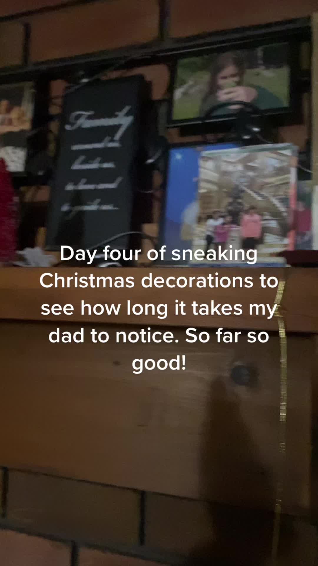 @Timeslotsandpolkadots