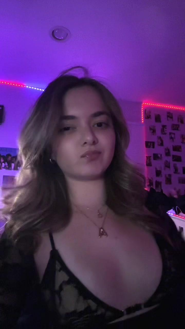@Ava