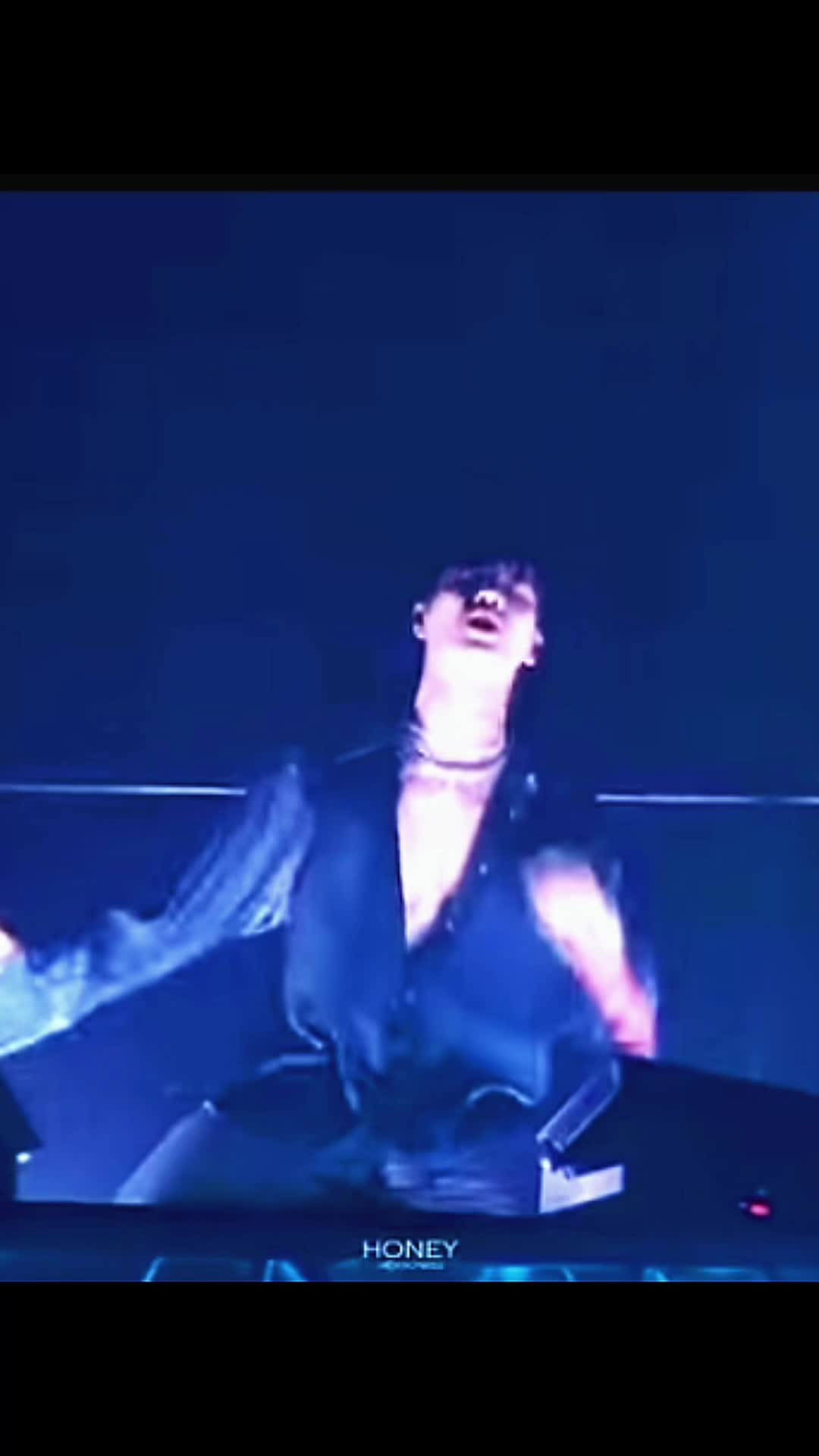 @🦋💜