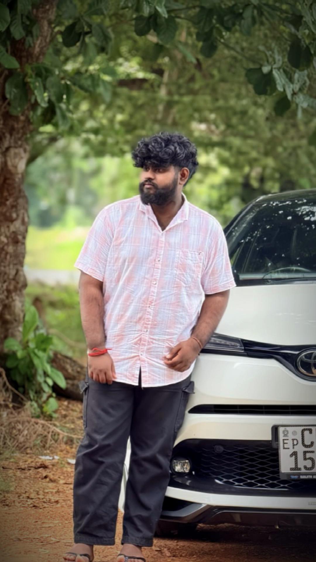 @Gowtham 📈💸