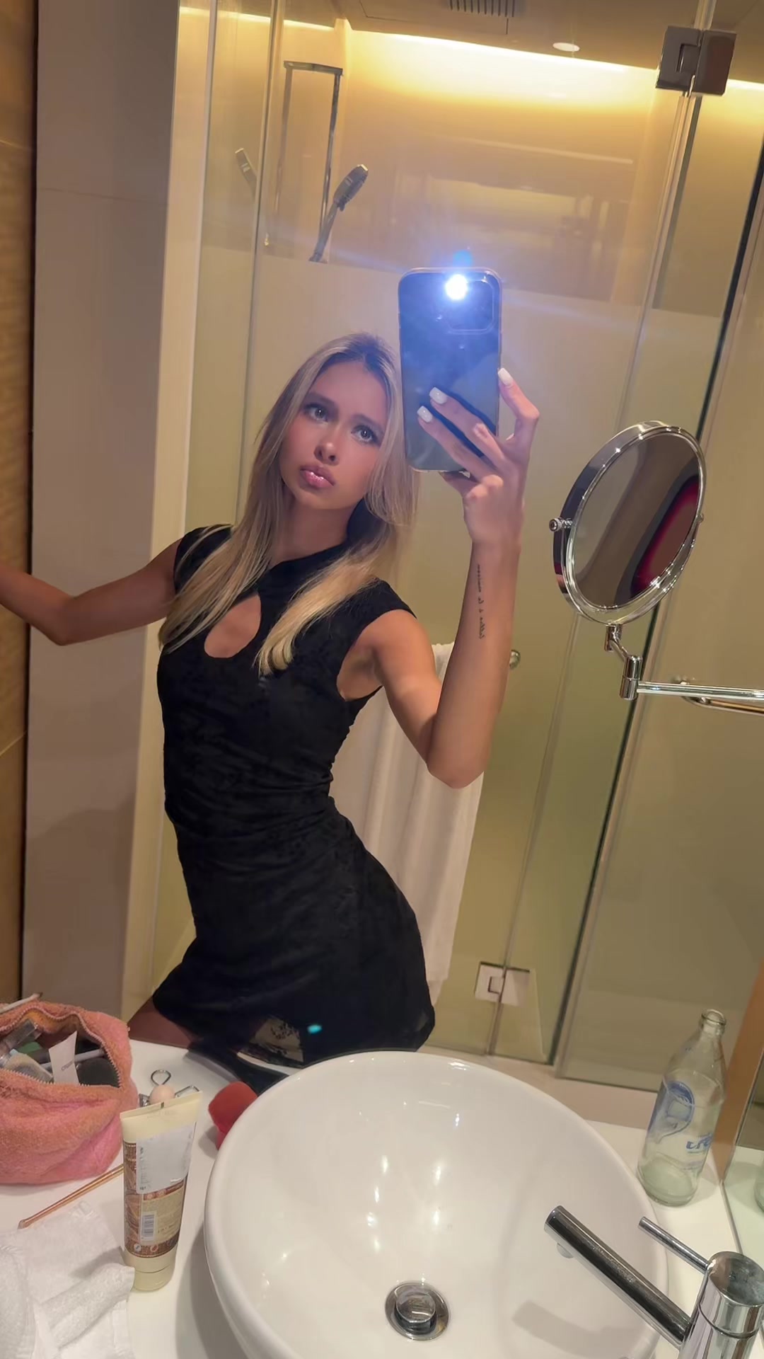 @манимама