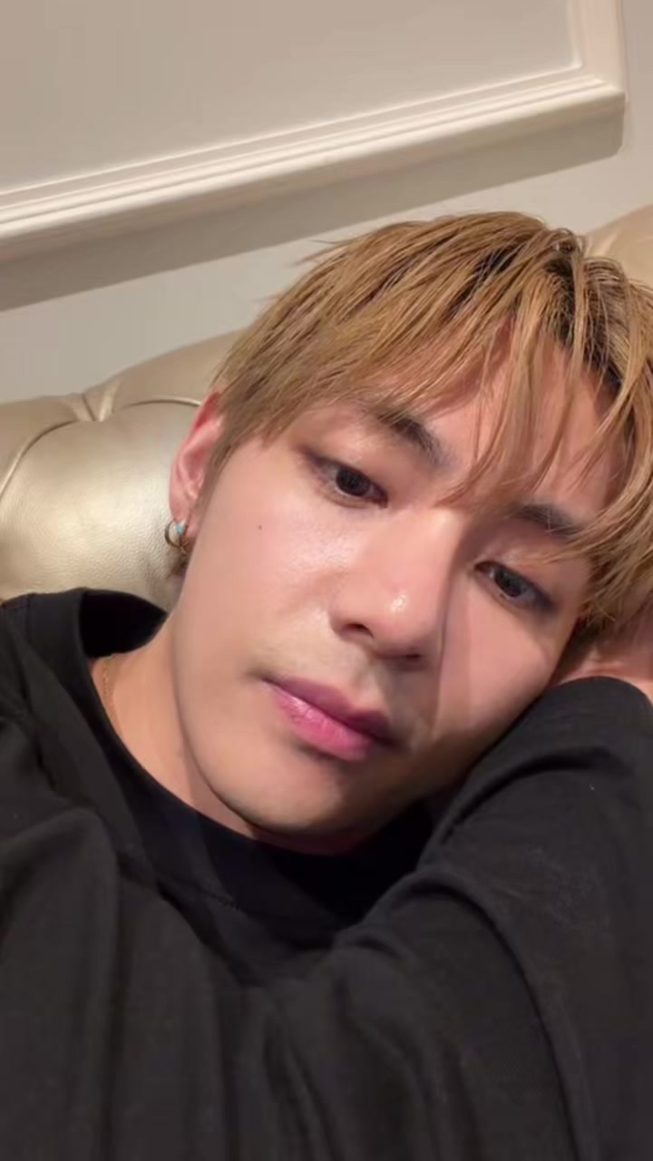 @๐ฏ๐ข๐๐ซ๐๐