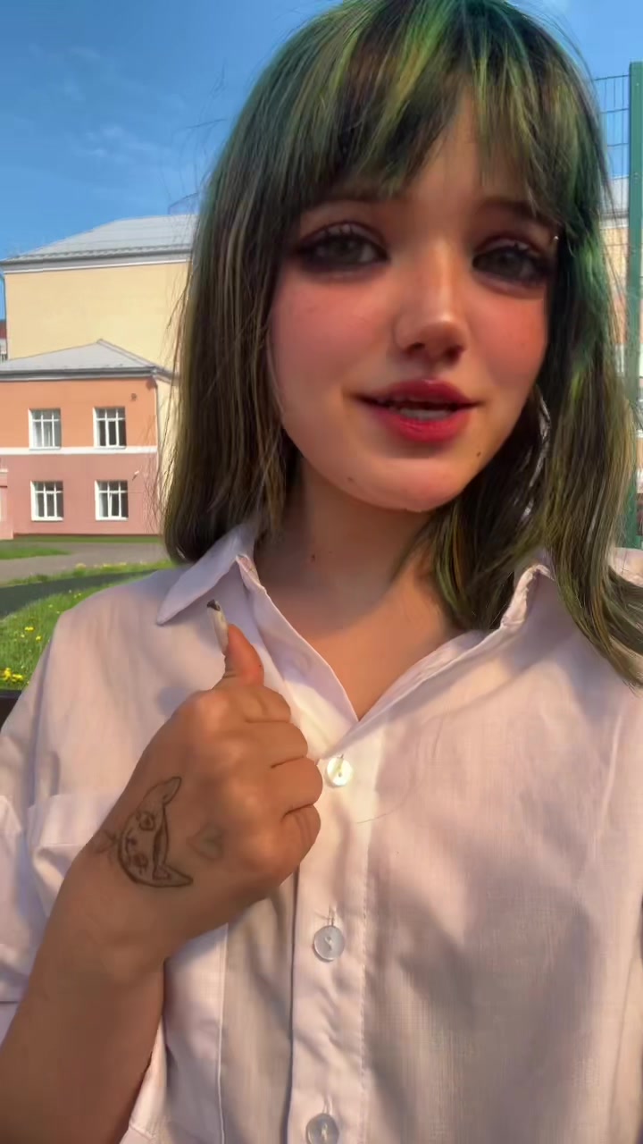 @Vaaaa_r