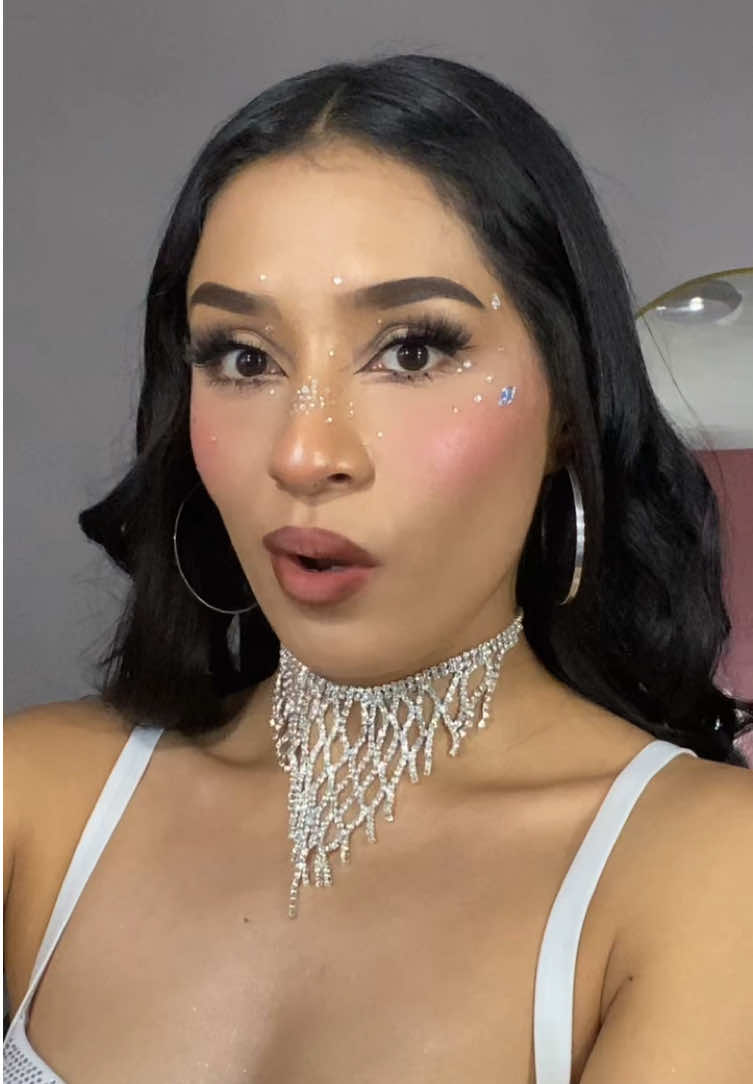 @JENN HERN&Aacute;NDEZ