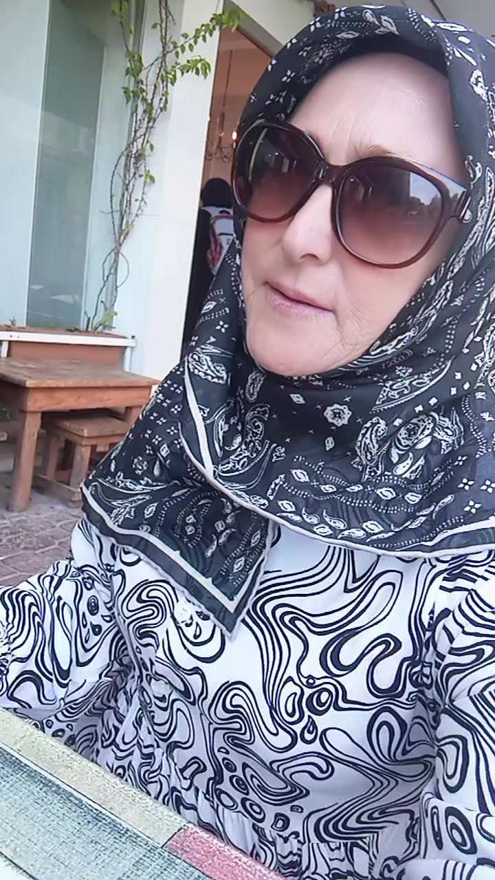 @çılgın kadın Ümmüü
