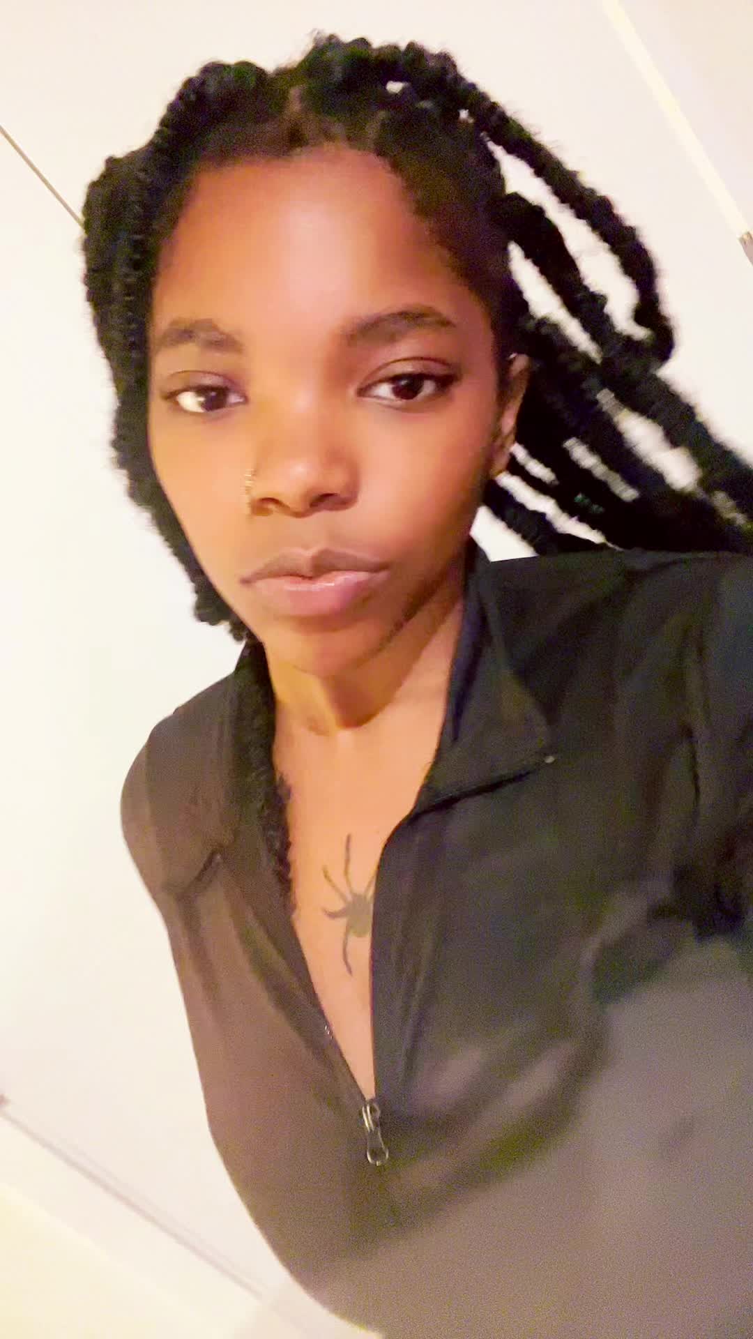 @...