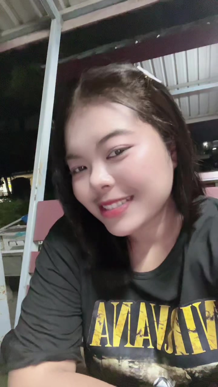 @หญิงกี้.🦋