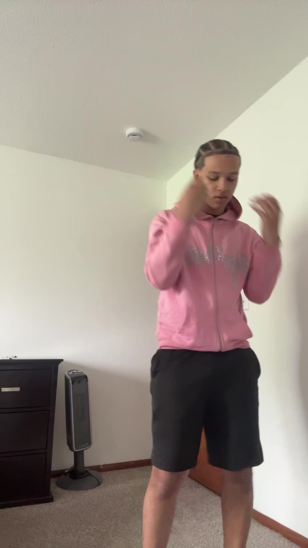 @J O S H 🕺