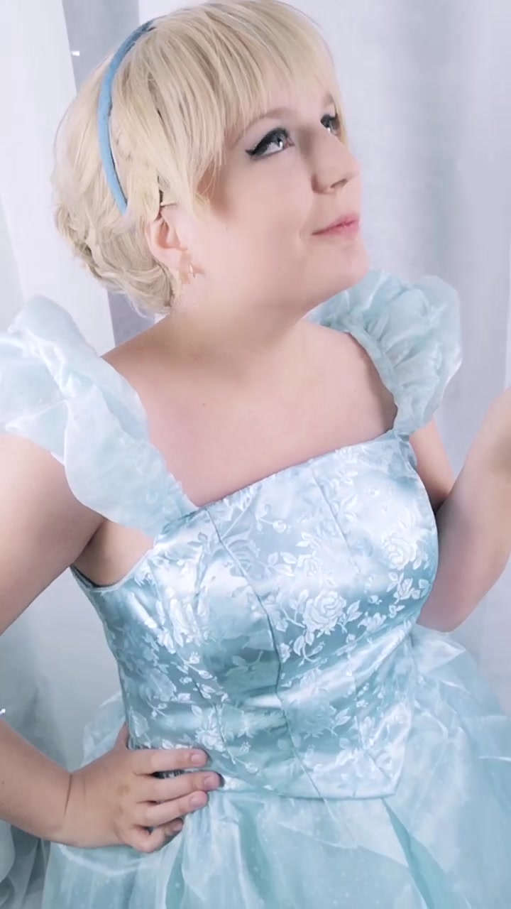@Cosplay Curator1