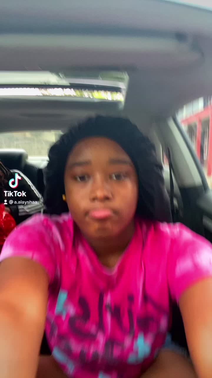 @bluestripTrell