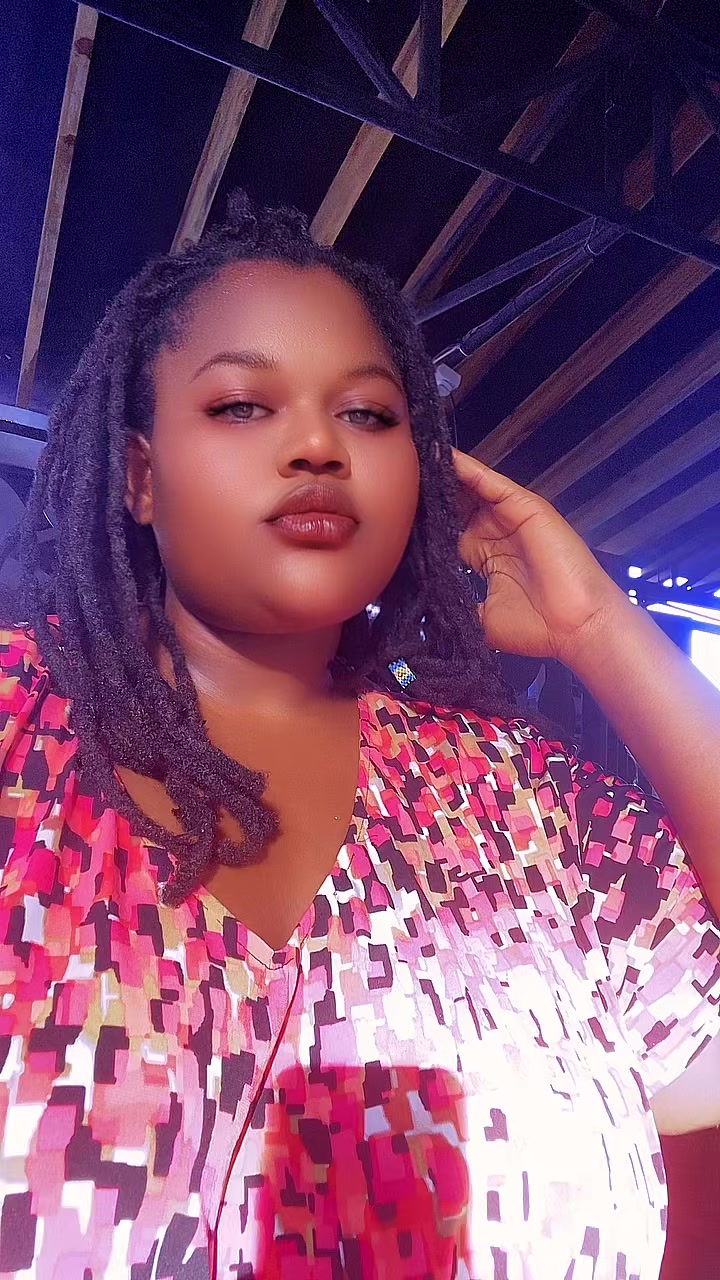 @Misstukuyu