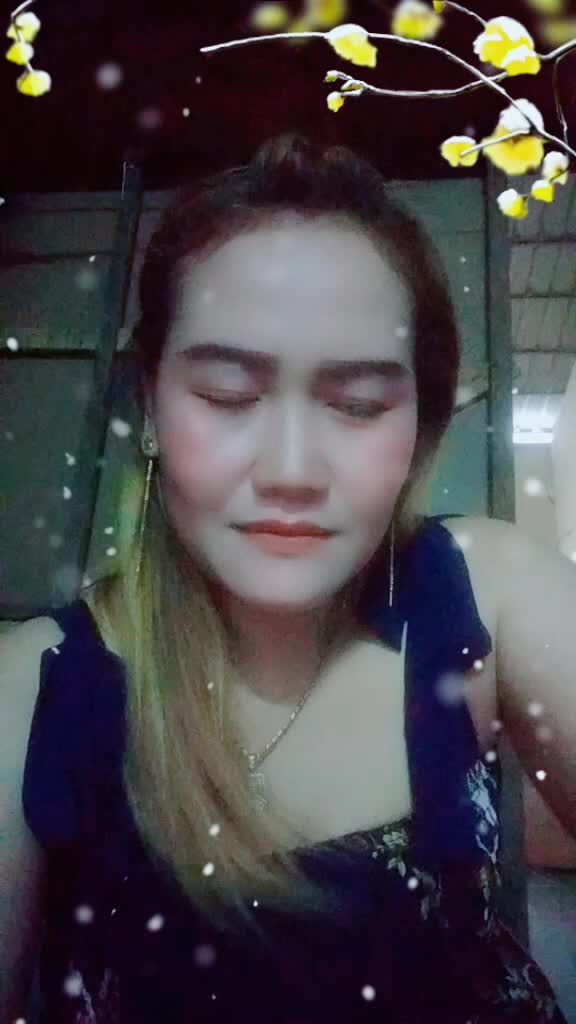 @លីណា