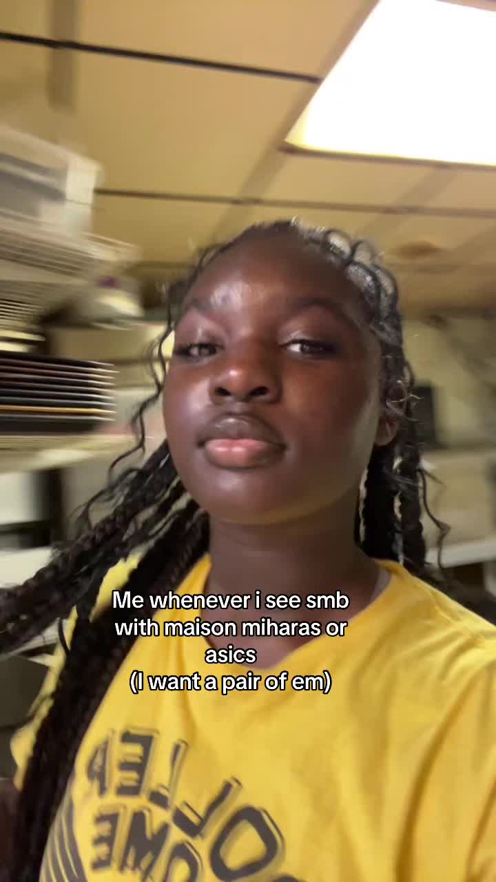 @￶