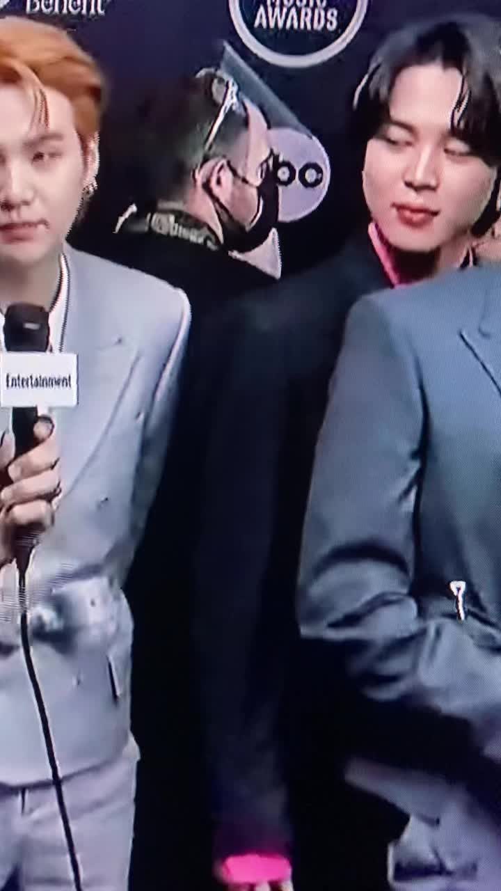 @SanK✨💜luvs✨💜BTS & ELVIS ⚡️🕺