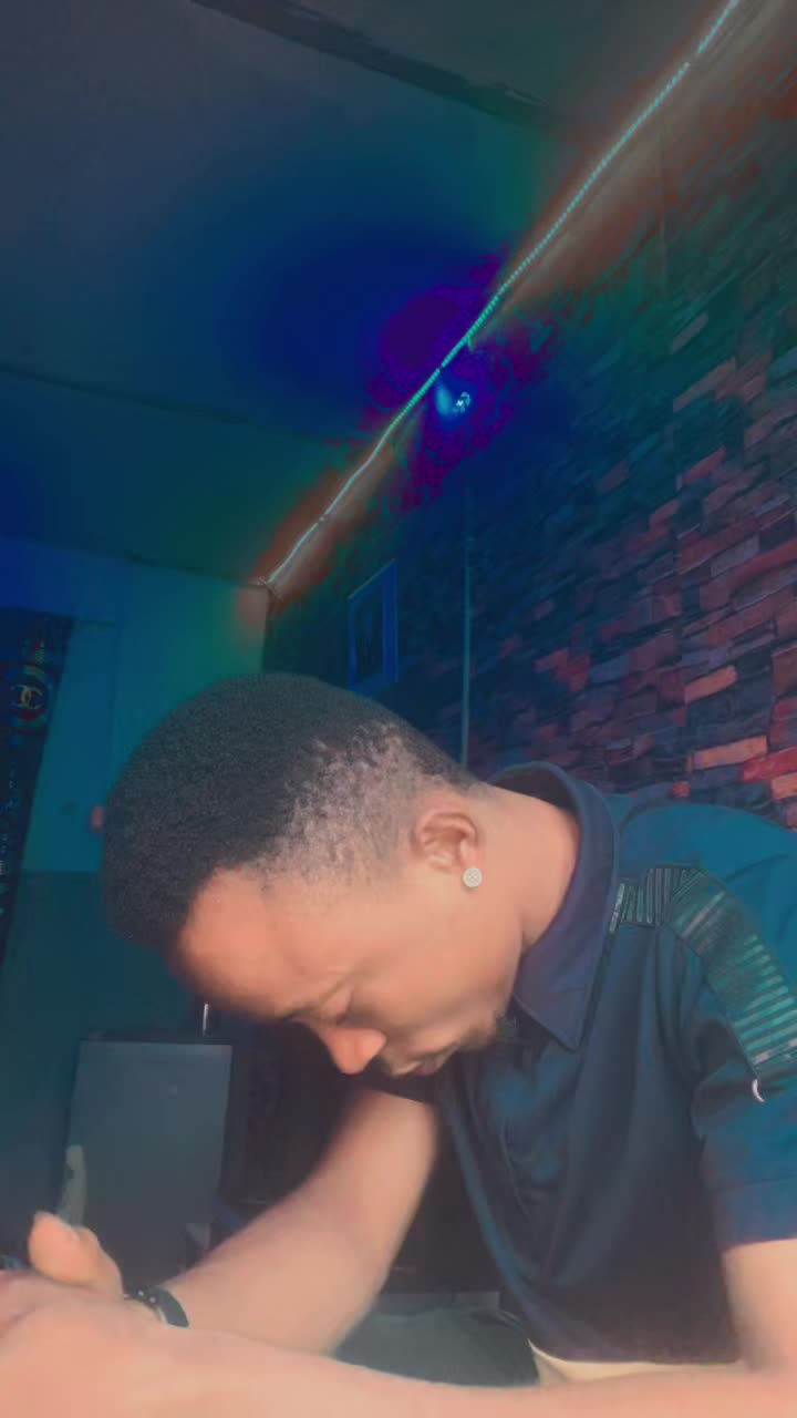 @Sky Bee🖇️❤️🔥🎧