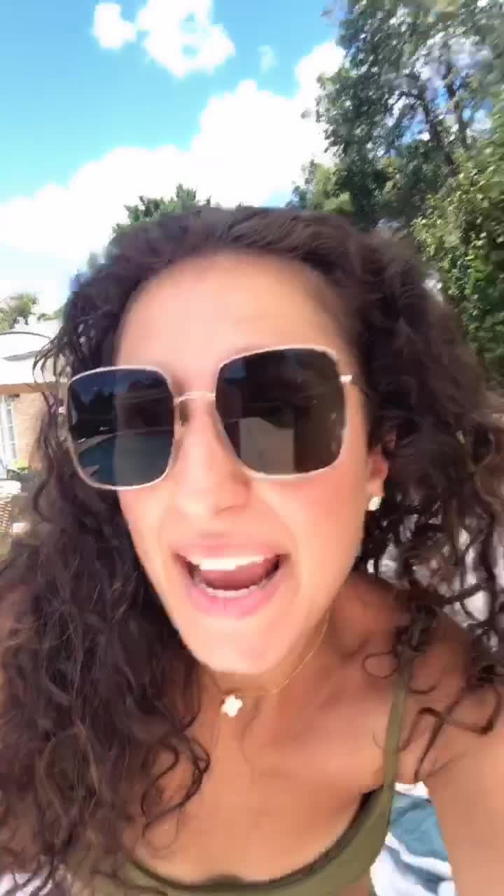 @batshitmama