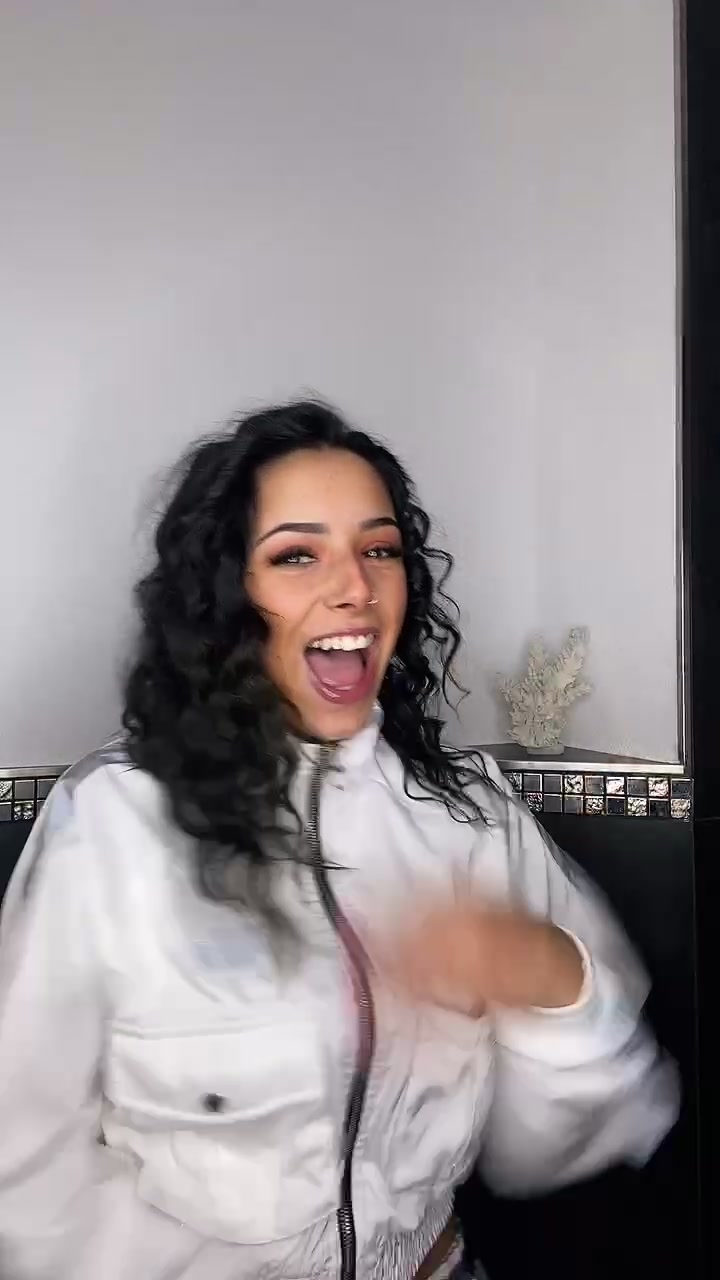 @Ivana Novembre