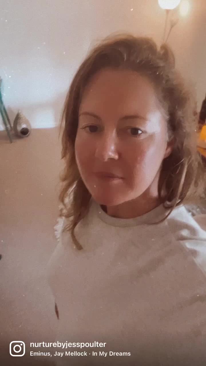 @jess__poulter