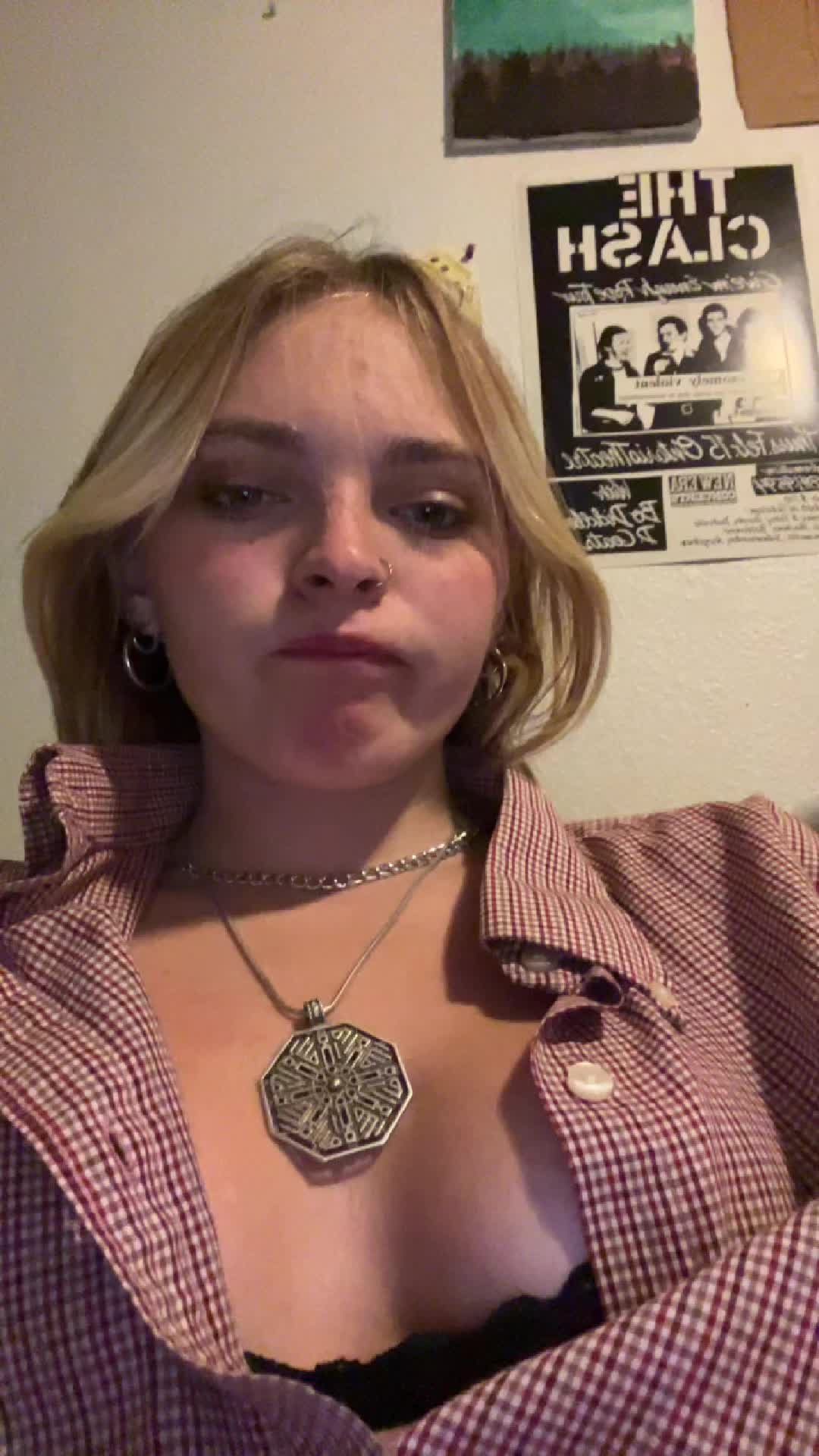 @dinasaur