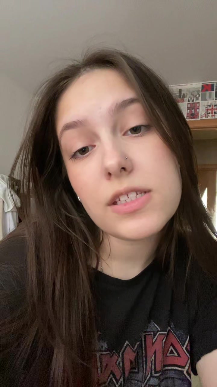 @u_nmoored