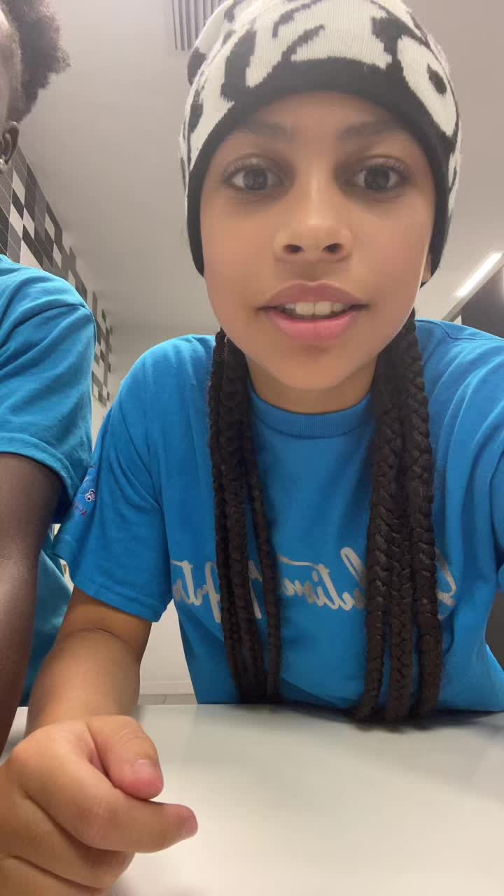 @⚜️