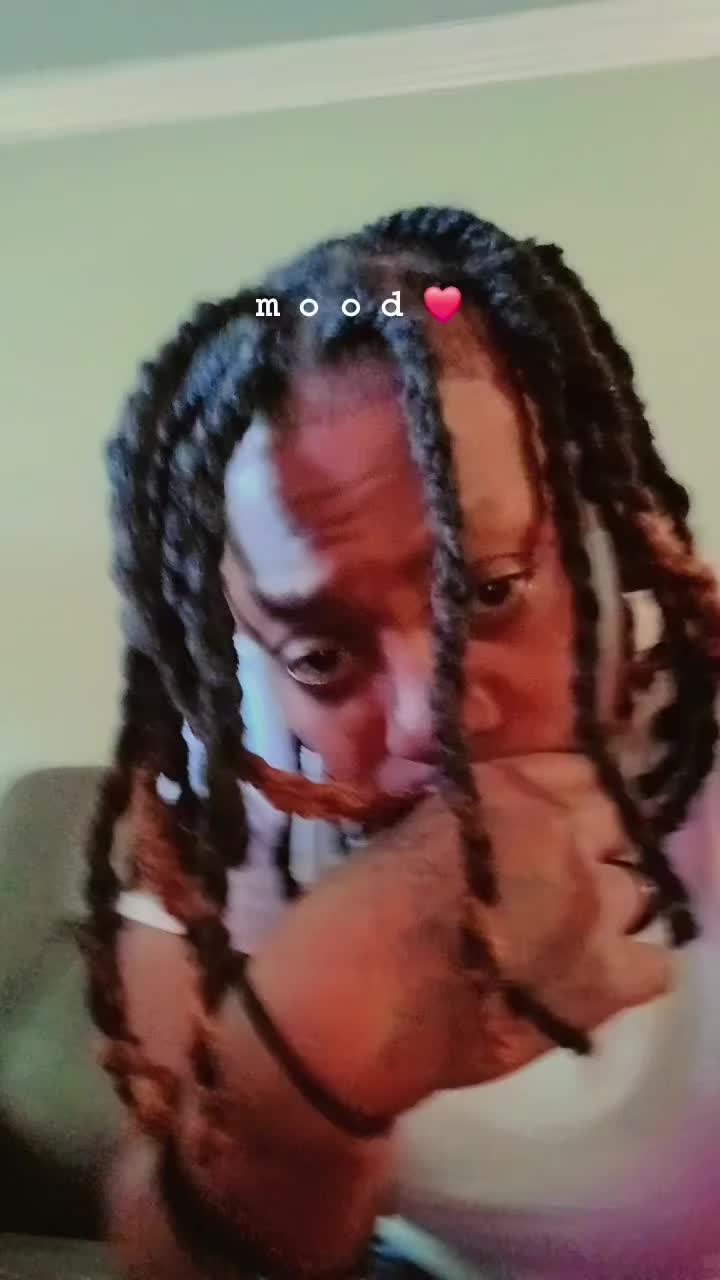 @Kymbo23